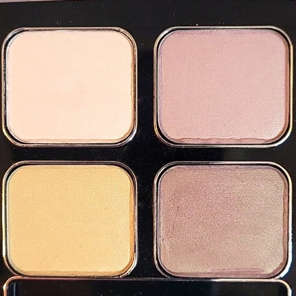 NEW IsaDora Eye Shadow Quartet - 39 Golden Petals - For Sensitive Eyes